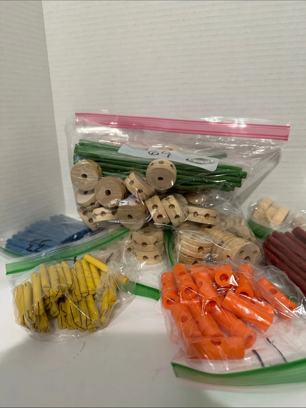 1970’s The Original Tinkertoy Construction Set Giant Engineer